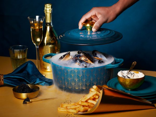 <span>Le Creuset Soirée</span><i>→</i>