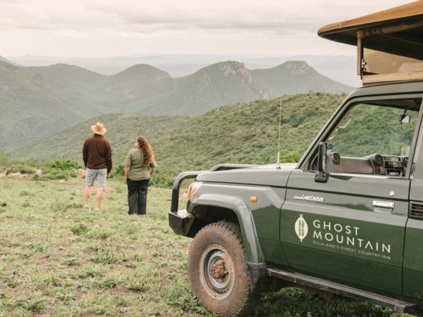 <span>Ghost Mountain Inn</span><i>→</i>